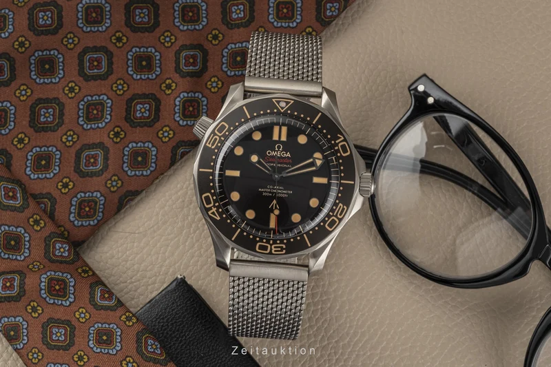 Omega Seamaster titanium automatic men's watch 210.90.42.20.01.001 LP: 10700EUR [2300809]