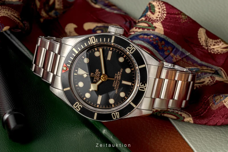 Tudor Black Bay steel automatic men's watch 79030N LP: 3850EUR [2300781]