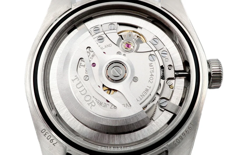 Tudor Black Bay steel automatic men's watch 79030N LP: 3850EUR [2300781]