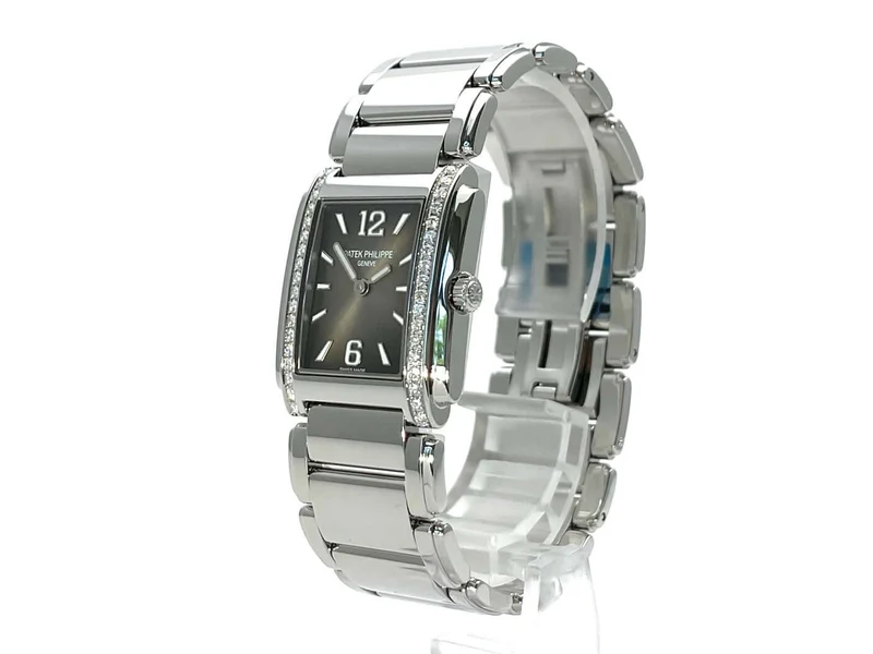 Patek Philippe Twenty-4 Edelstahl Ref. 4910/10A-010