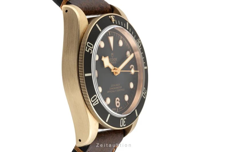 Tudor Black Bay bronze automatic men's watch 79250BA LP: 4310EUR [2302239]