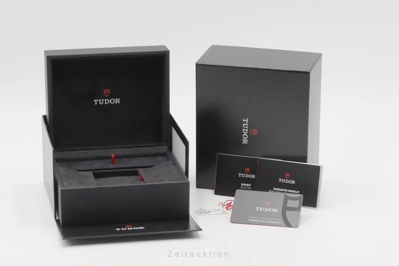 Tudor Black Bay bronze automatic men's watch 79250BA LP: 4310EUR [2302239]