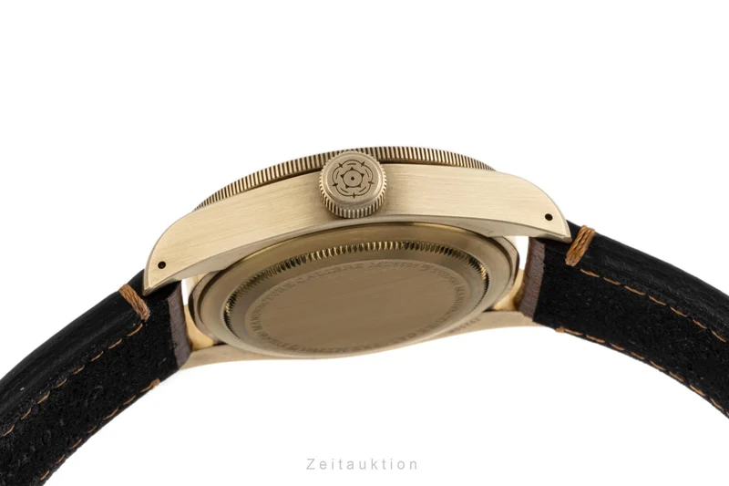 Tudor Black Bay bronze automatic men's watch 79250BA LP: 4310EUR [2302239]