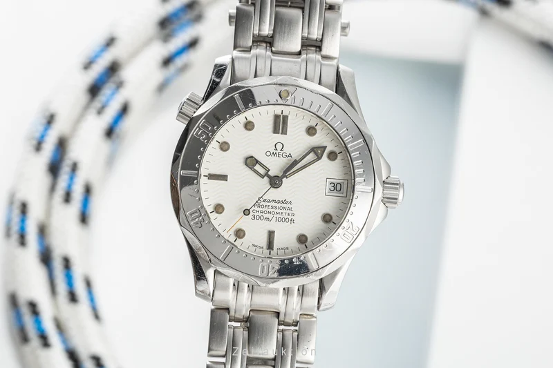 Omega Seamaster steel automatic men's watch 2552.20.00 LP: 6500EUR [2302212]