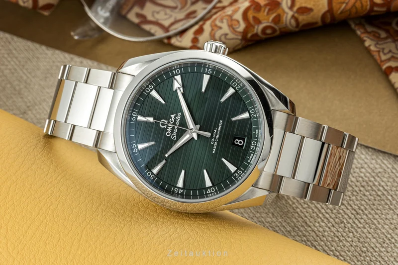 Omega Seamaster steel automatic men's watch 220.10.41.21.10.001 LP: 6800EUR [2303408]