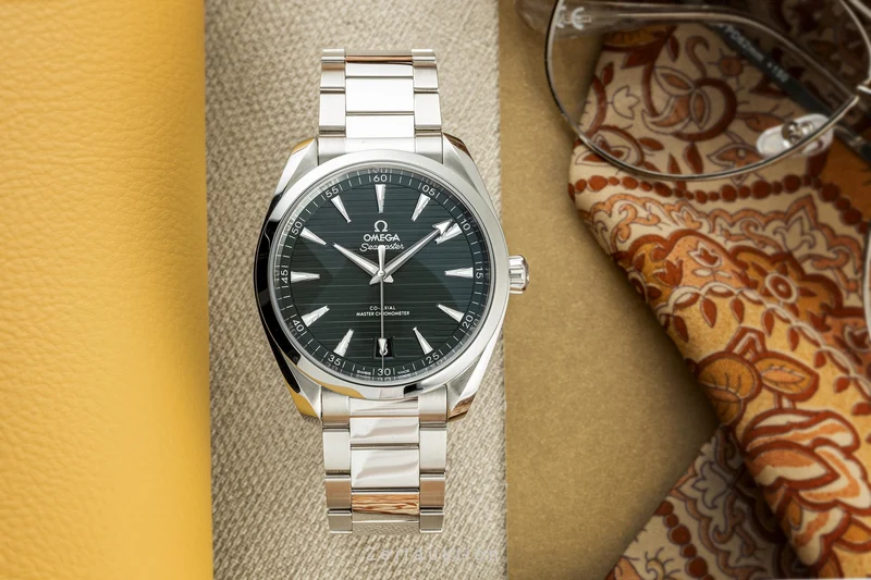 Omega Seamaster steel automatic men's watch 220.10.41.21.10.001 LP: 6800EUR [2303408]