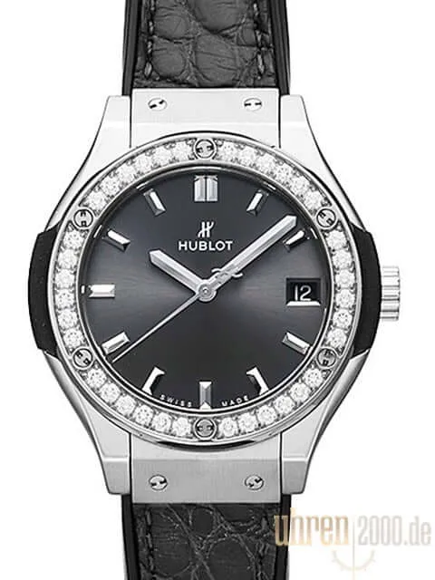 Hublot Classic Fusion Titanium 33 Racing Grey Diamonds 581.NX.7071.LR.1140