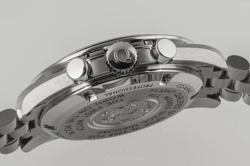Omega Speedmaster Moonwatch chronograph steel manual winding men's watch 310.30.42.50.01.001 LP: 7400EUR [2302161]
