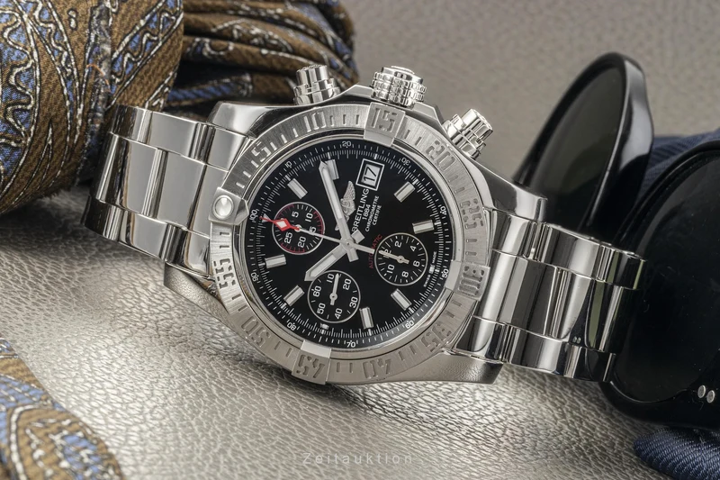 Breitling Avenger II chronograph steel automatic men's watch A13381 [2302070]