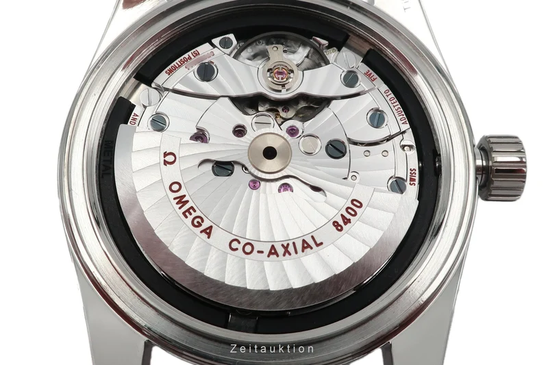 Omega Seamaster titanium automatic men's watch 233.92.41.21.03.001 [2300598]