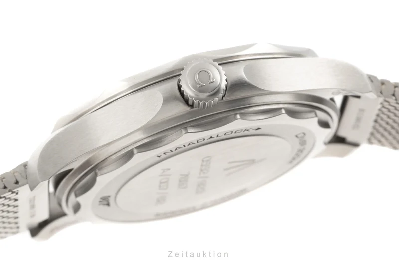 Omega Seamaster titanium automatic men's watch 210.90.42.20.01.001 LP: 10700EUR [2300518]