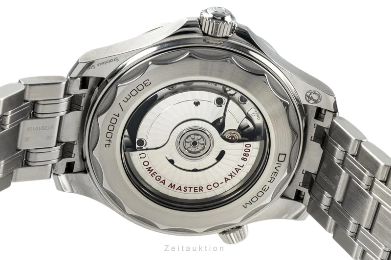 Omega Seamaster ceramic / steel automatic men's watch 210.30.42.20.10.001 LP: 6300EUR [2301900]