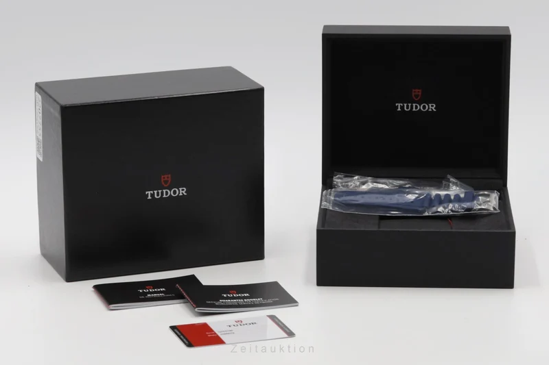 Tudor Pelagos titanium automatic men's watch 25600T LP: 4820EUR [2207755]
