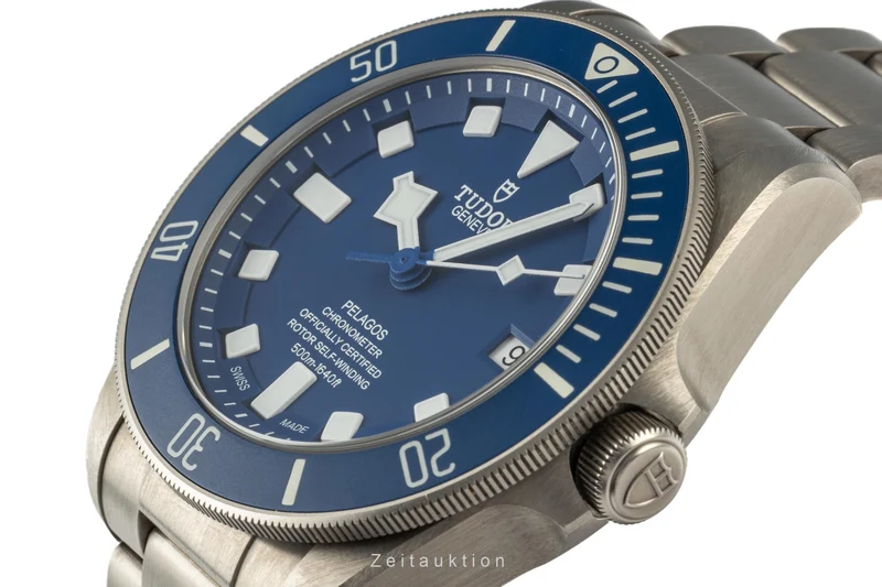 Tudor Pelagos titanium automatic men's watch 25600T LP: 4820EUR [2207755]