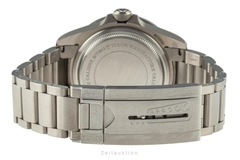 Tudor Pelagos titanium automatic men's watch 25600T LP: 4820EUR [2207755]