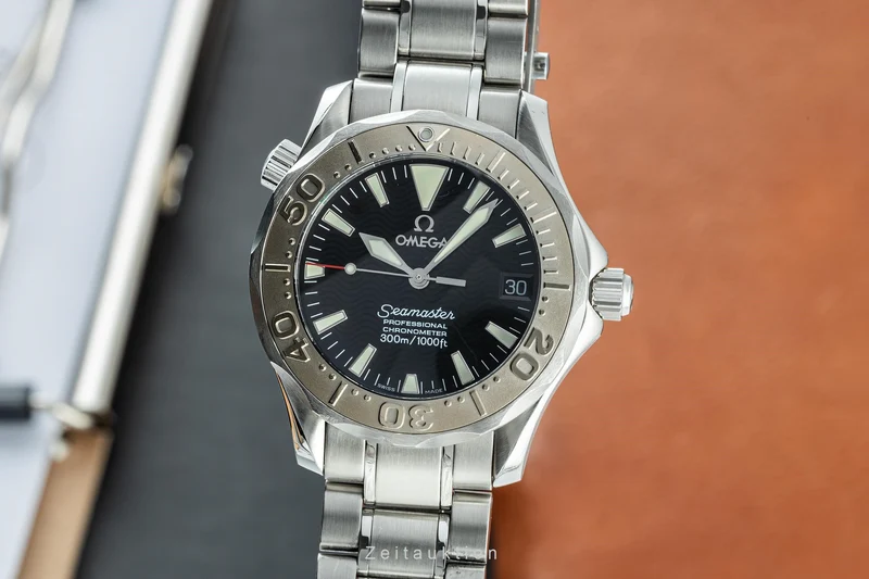 Omega Seamaster steel / white gold automatic men's watch 2236.50.00 VP: 7700EUR [2302878]