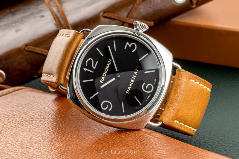 Panerai Radiomir steel manual winding men's watch PAM00210 LP: 0EUR [2301815]