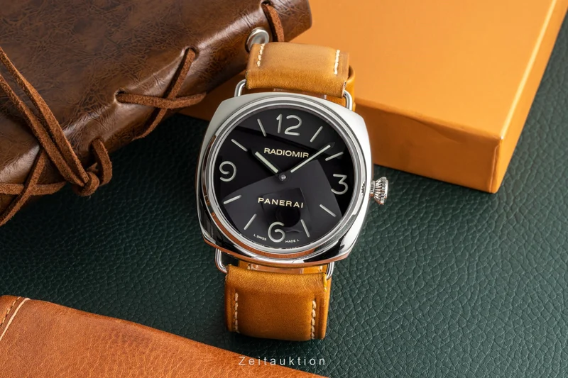 Panerai Radiomir steel manual winding men's watch PAM00210 LP: 0EUR [2301815]