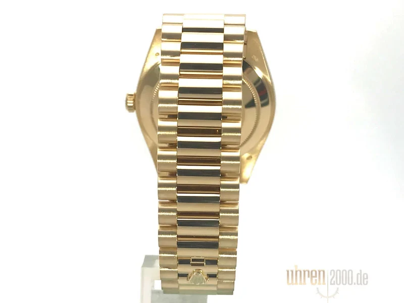 Rolex Day-Date 40 Gelbgold 228238 Schwarz aus 2017 LC100
