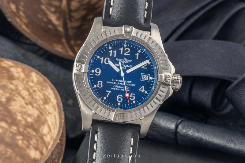 Breitling Avenger Seawolf titanium automatic men's watch E17370 LP: 4950EUR [2302792]