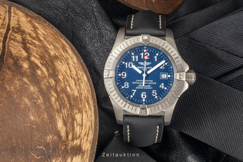 Breitling Avenger Seawolf titanium automatic men's watch E17370 LP: 4950EUR [2302792]