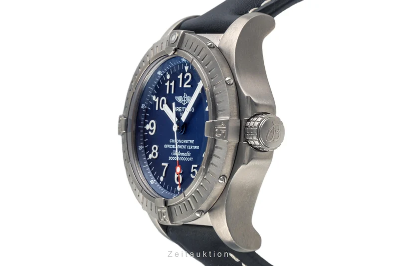 Breitling Avenger Seawolf titanium automatic men's watch E17370 LP: 4950EUR [2302792]