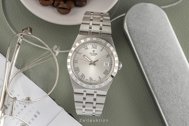 Tudor Royal steel automatic men's watch 28500 LP: 2360EUR [2207383]