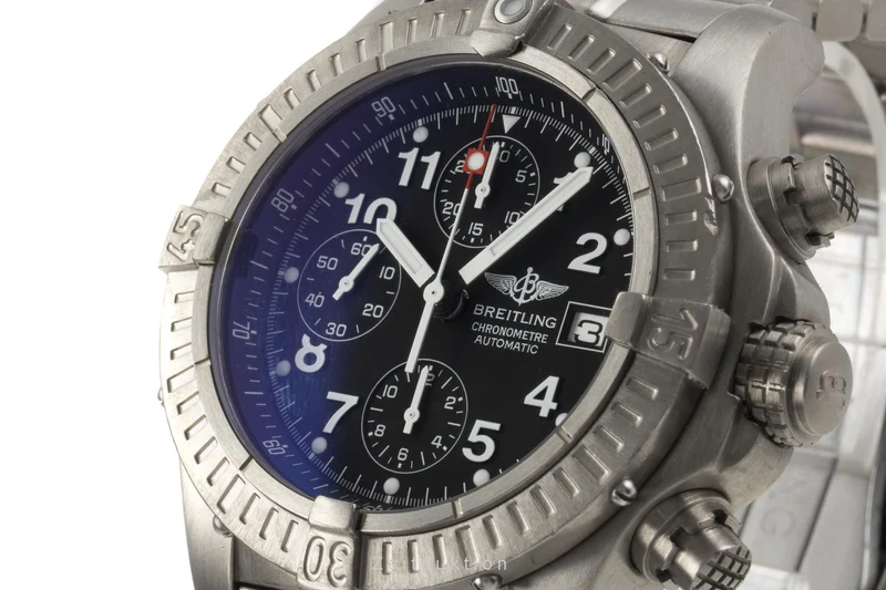 Breitling Avenger chronograph titanium automatic men's watch E13360 [2207275]