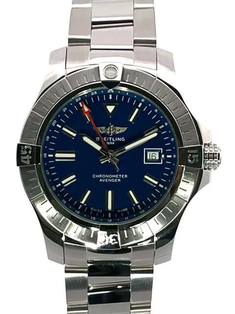 Breitling Avenger Automatic GMT 45 A32395101C1A1
