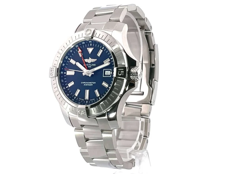 Breitling Avenger Automatic GMT 45 A32395101C1A1