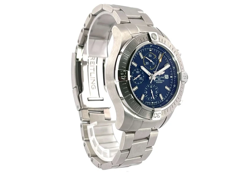 Breitling Avenger Chronograph 45 A13317101C1A1